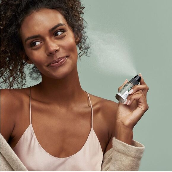 Sprig by Kohler Relax Linen and Body Mist 4oz - Picture 4 of 5